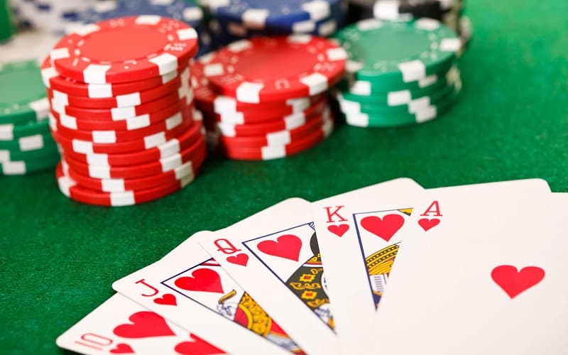 chơi poker ăn tiền tại 8Day